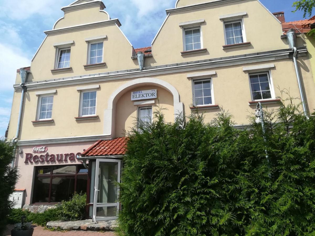 Hotel E-Lektor Morag Exterior photo
